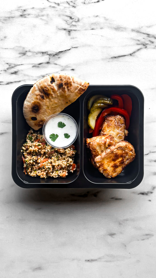 Croquettes de halloumi, couscous perlé aux légumes, sauce yaourt-menthe