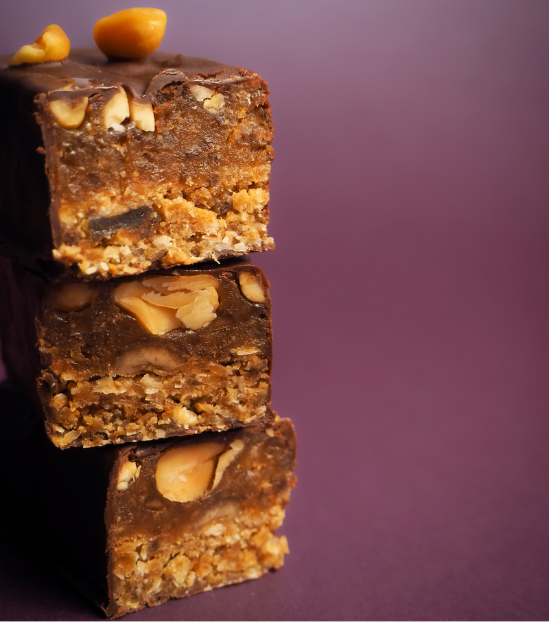 Barre protéinée au chocolat et cacahuètes