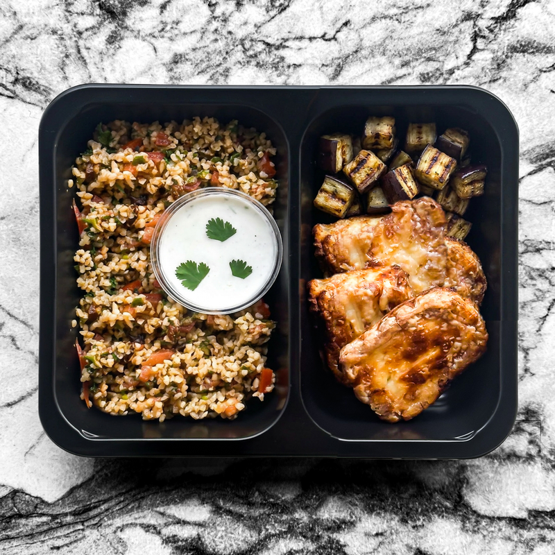 Aubergines grillées et halloumi, couscous perlé et sauce à l’ail